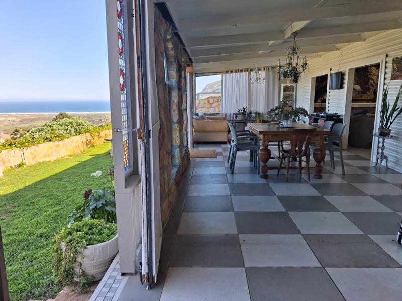 To Let 5 Bedroom Property for Rent in San Michel Western Cape